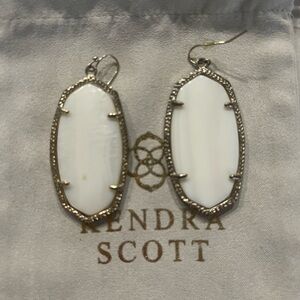 Danielle Earrings White MOP stone